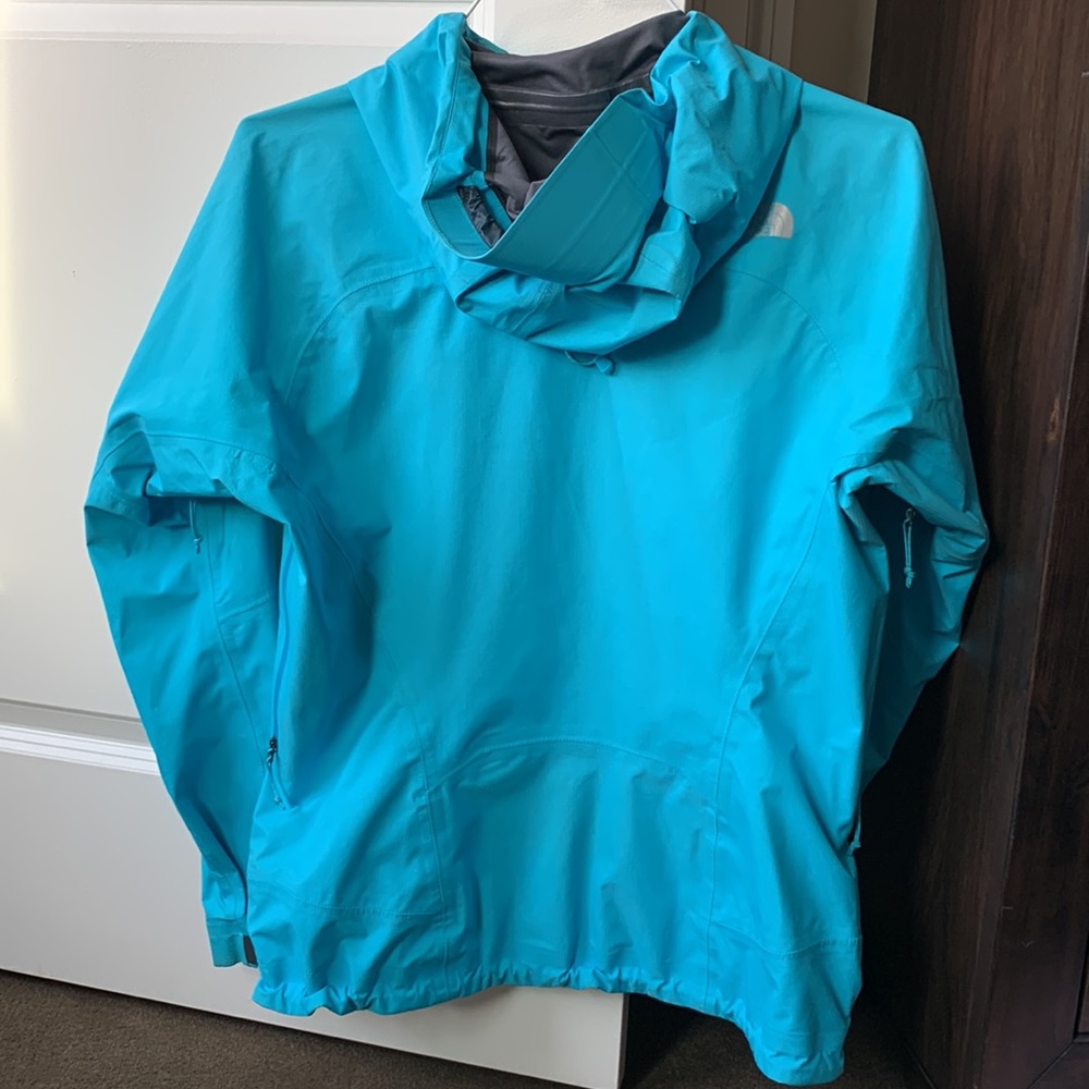 The North Face Summit Series Women’s Jacket - Picture 5 of 7